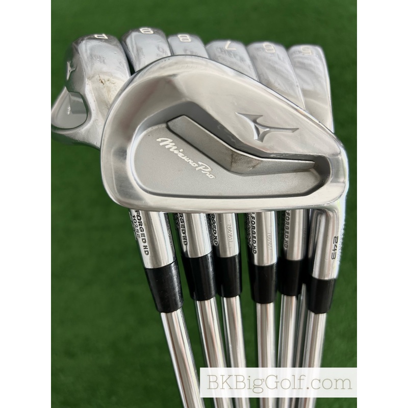 Mizuno Pro 243 Forged Iron Set 4-P / KBS $-Taper 120 Stiff