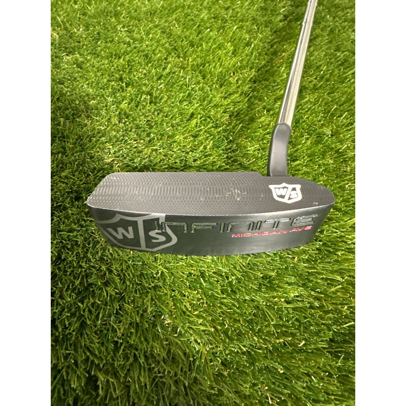 Wilson Infinite Michigan Ave 34″ Putter