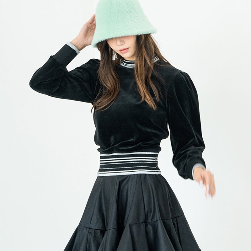 Chucuchu 2024FW Velour Puff Crewneck
