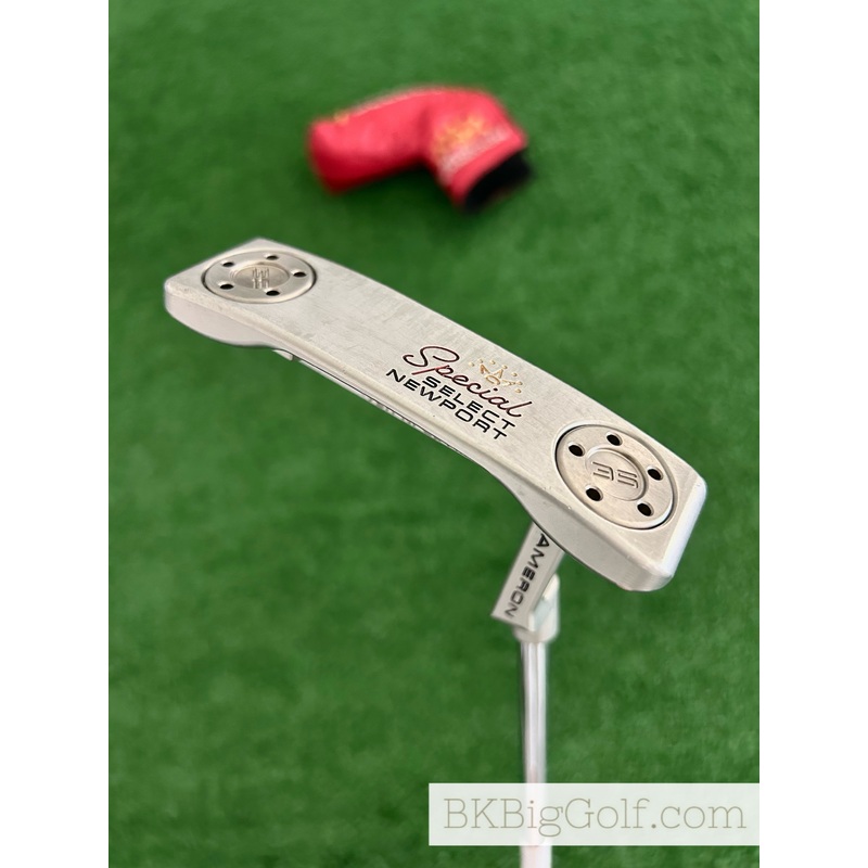 Titleist Scotty Cameron Special Select Newport 33.5 Putter w Headcover