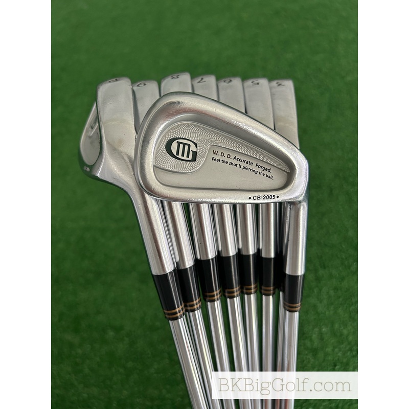 Miura CB 2005 Forged Iron Set 3-P / Dynamic Gold 120 Stiff