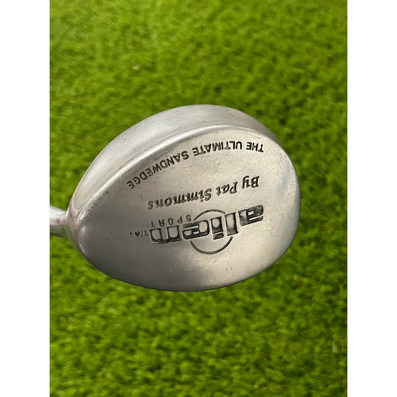 Alien Wedge