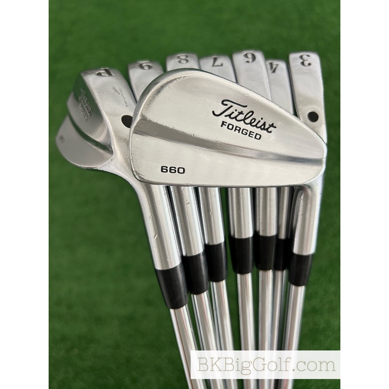 Titleist 660 Forged Iron Set 3-P / Dynamic Gold X100 Extra Stiff
