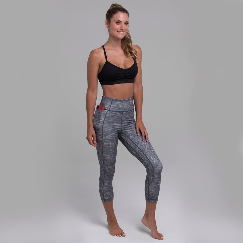 Zero Restriction Women’s Bae Capri Legging Stingray XS